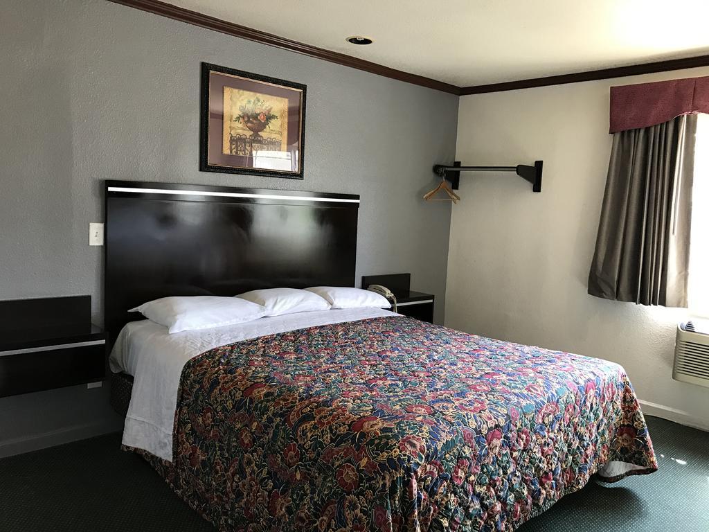 لوس أنجلوس Starlight Inn Canoga Park المظهر الخارجي الصورة